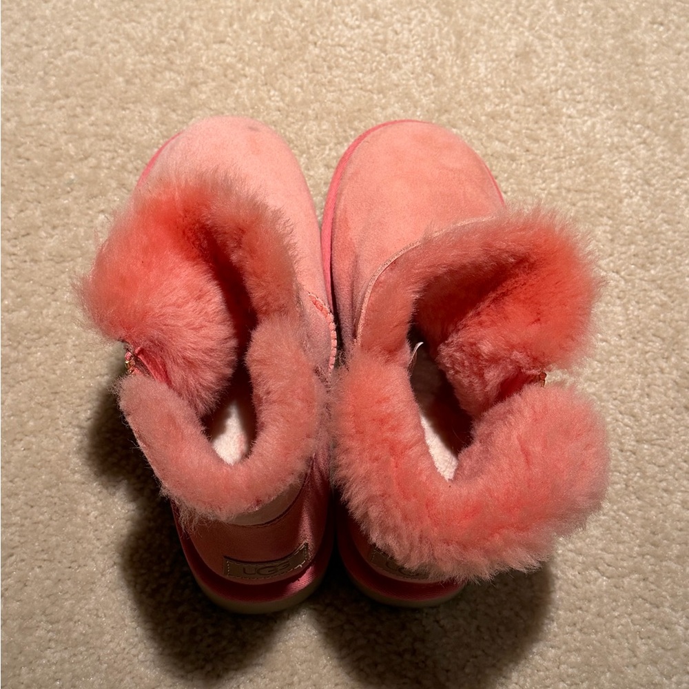 Ugg Bailey Zip Mini Boot Size 7 - image 3